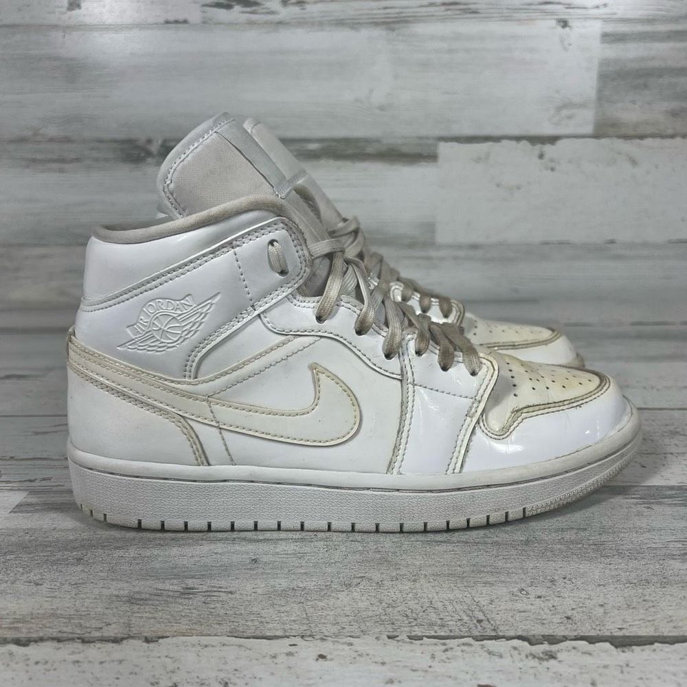 Nike Air Jordan 1 Mid White Wolf Basketball Shoes BQ6472-111 Men Size 8